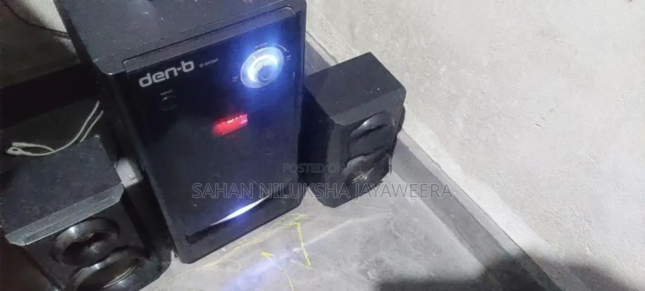 Den B Speaker