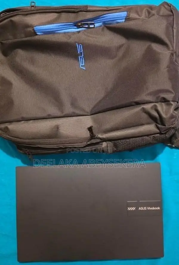 ASUS Vivobook 15 X1504VAP Core 5 120U 512GB SSD Like New