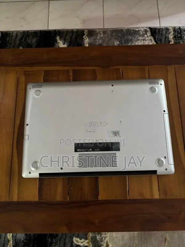 Dell Core i3 10th Gen