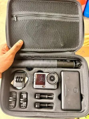 DJI Osmo Action 6 Adventure Combo