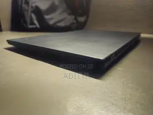 Lenovo ThinkPad X1 Carbon Laptop