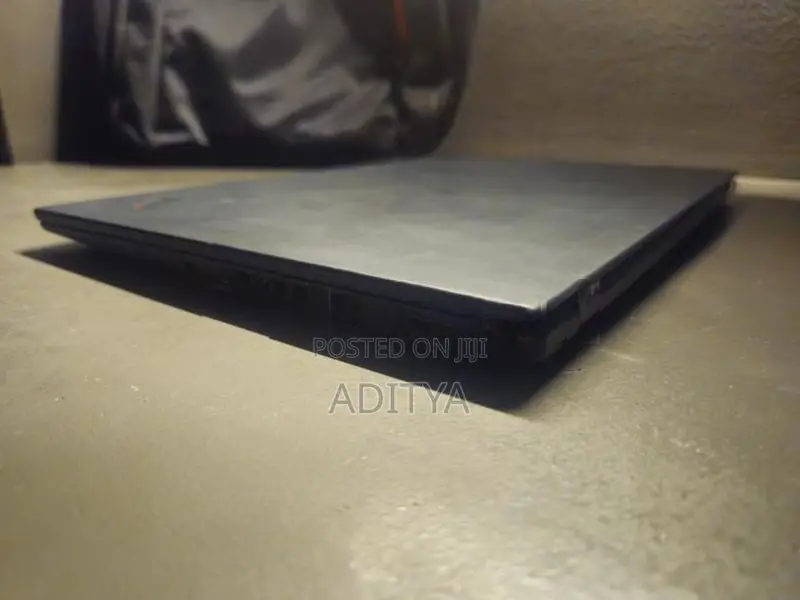 Lenovo ThinkPad X1 Carbon Laptop