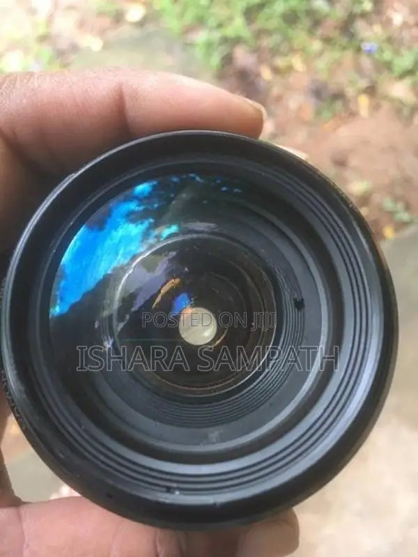 28-105 Canon Lens