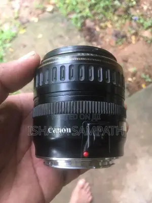28-105 Canon Lens