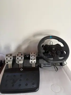 Logitech G923