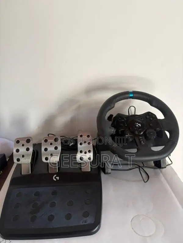 Logitech G923