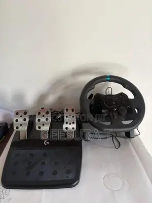 Logitech G923