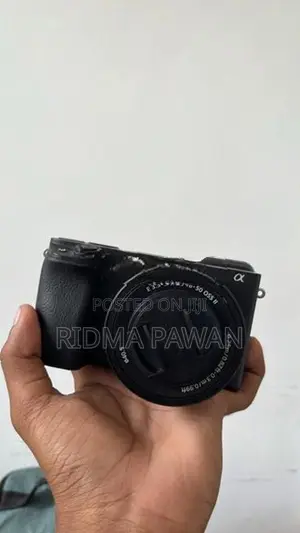 Sony A64000 Mirrorless Camera
