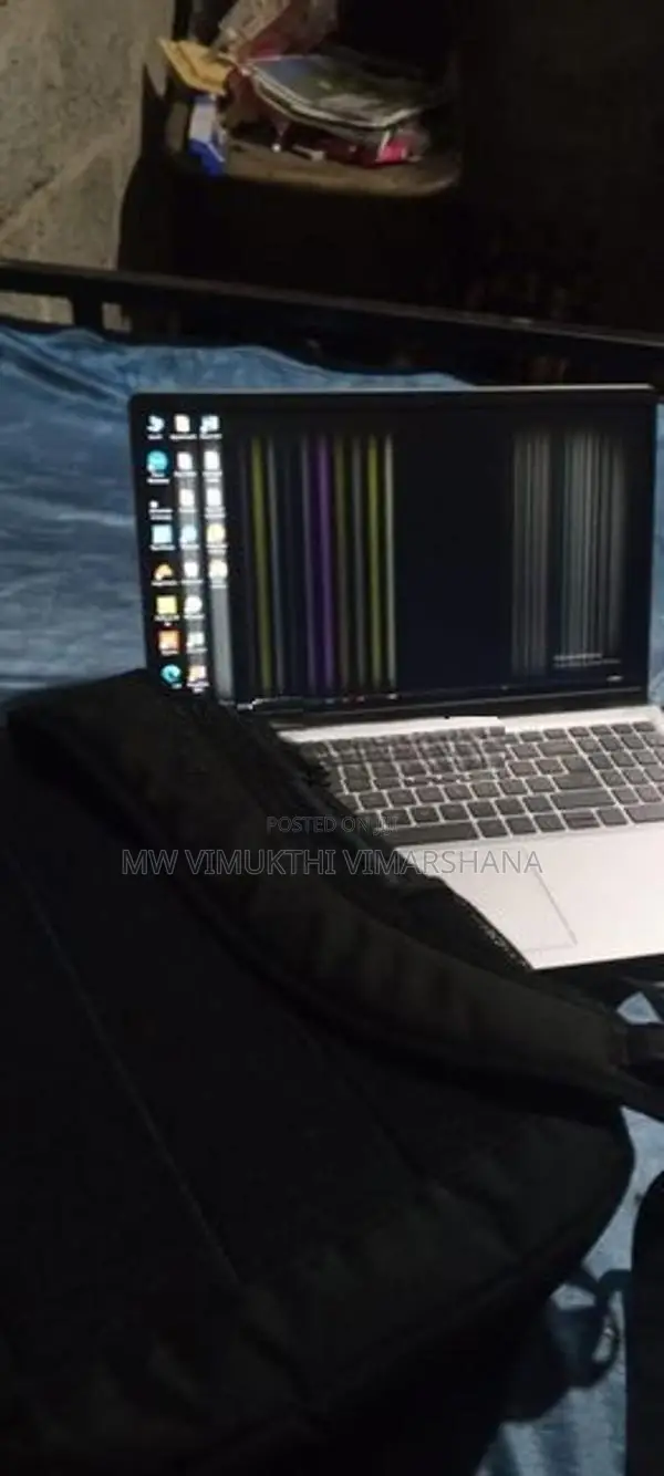 Dell Inspiron 15 3000 Laptop