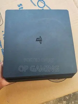 Sony PS4 1TB