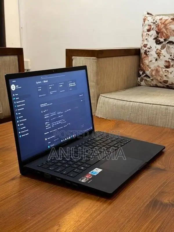 ASUS ExpertBook Ryzen 3