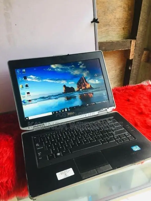 Dell Latitude i5-3520M Laptop