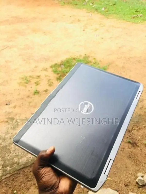 Dell Latitude i5-3520M Laptop