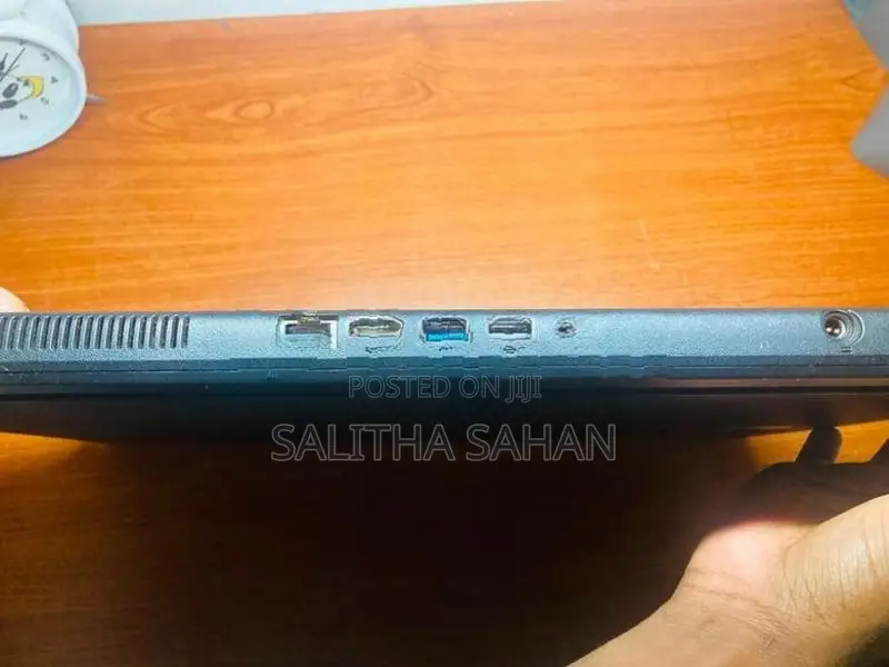 Desktop-9DKOPUN ,Black Used lap(Acer)