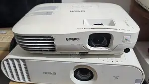 projector for outdoor use
