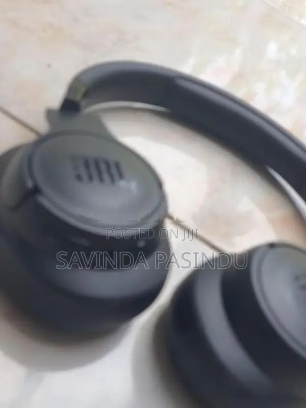 JBL Tune 720BT Wireless Headphones