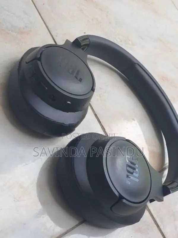 JBL Tune 720BT Wireless Headphones