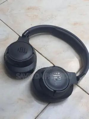 JBL Tune 720BT Wireless Headphones
