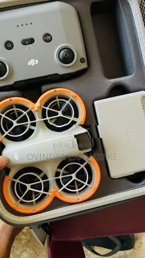 DJI Neo Combo Pack