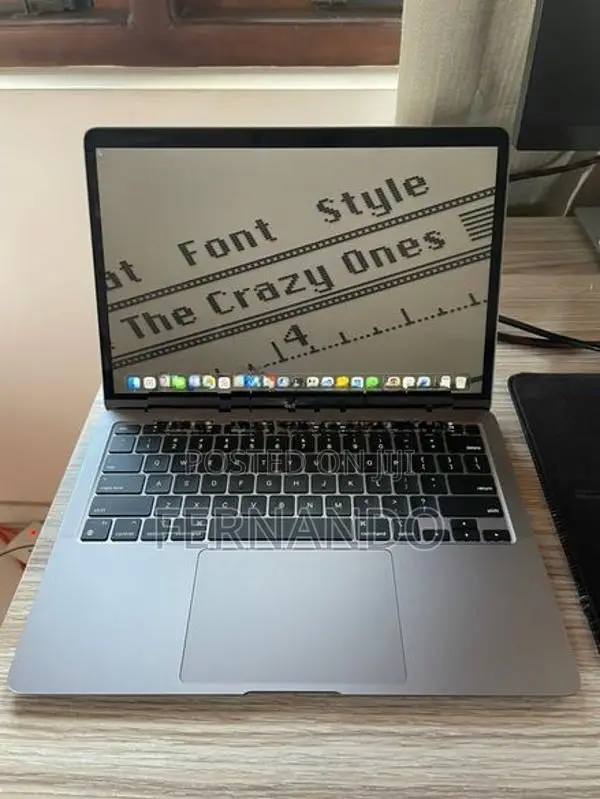 Apple MacBook Air M1