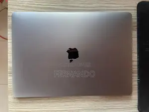 Apple MacBook Air M1