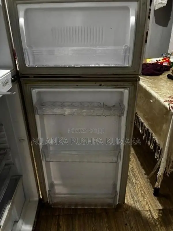 (Used) - Innovex DDR 195 Fridge (180L)*