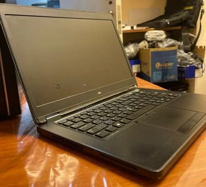Dell Latitude E5450 i7 16GB RAM 256GB SSD