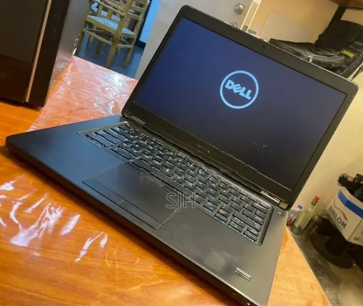 Dell Latitude E5450 i7 16GB RAM 256GB SSD