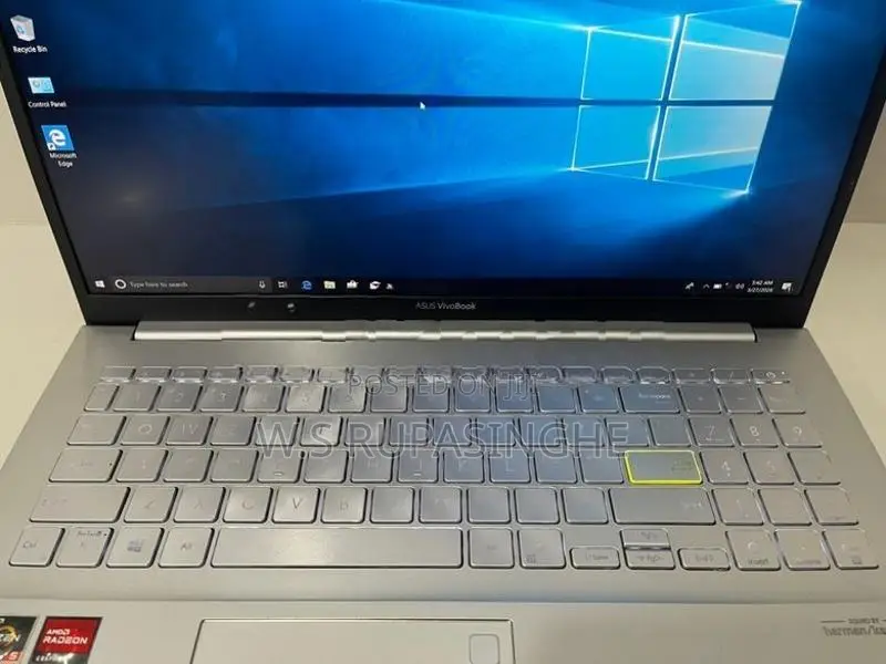 Asus Vivobook AMD Ryzen 5 Laptop