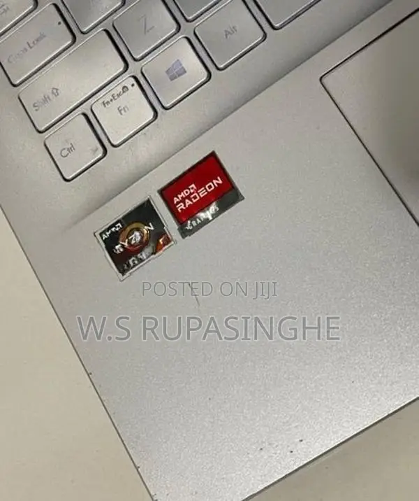 Asus Vivobook AMD Ryzen 5 Laptop