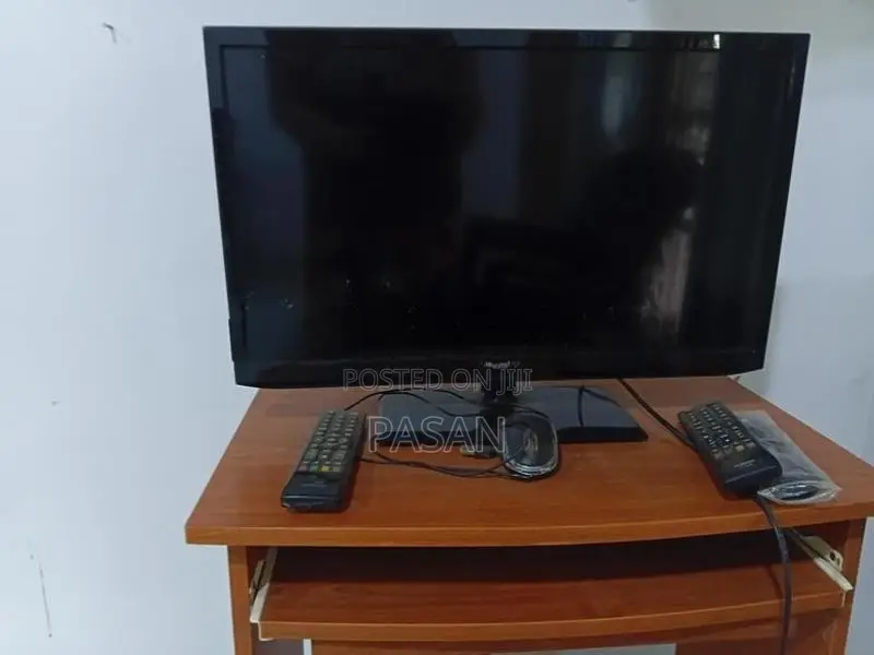 Softlogic 24 Inch TV