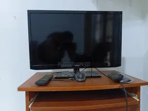 Softlogic 24 Inch TV