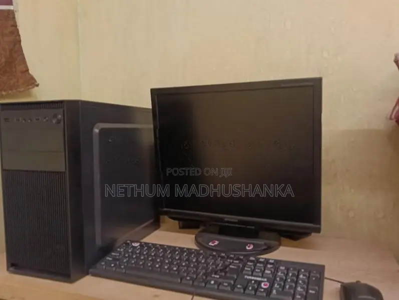 Yaks Desktop Computer