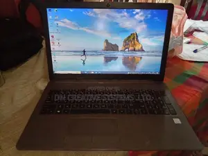 250 G7 Notebook HP Laptop