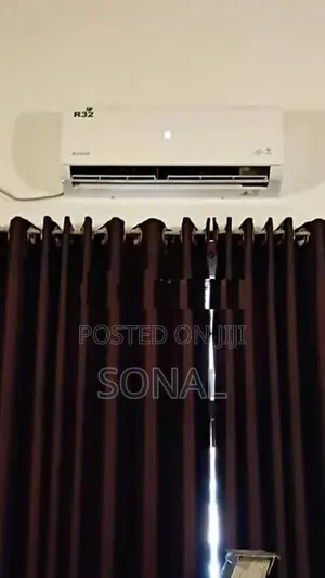 CHIGO 12000BTU Non Inverter Air Conditioner