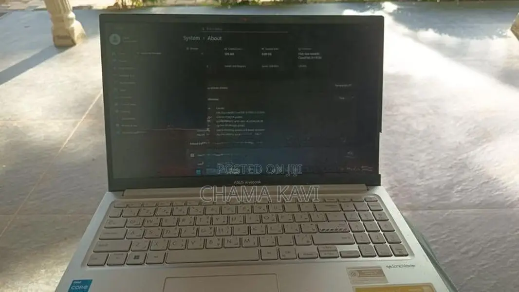 ASUS Vivobook X1504V i3 13th Gen