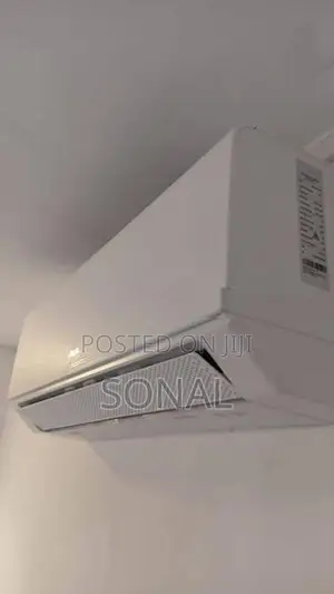 CHIGO 12000 BTU Non-Inverter Air Conditioner