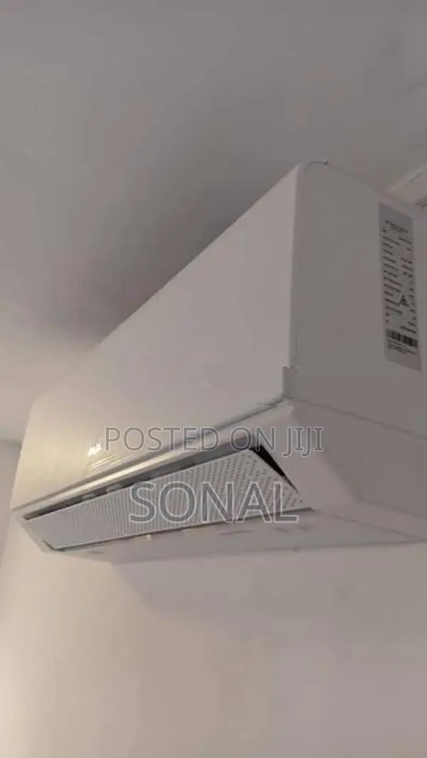 CHIGO 12000 BTU Non-Inverter Air Conditioner