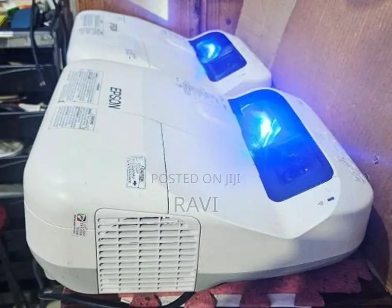 projectors short throw