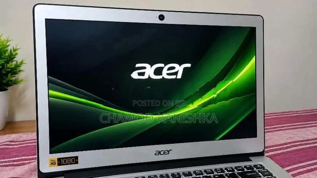 Acer Swift SF314-51 i5 7th Gen 8GB RAM 256GB SSD