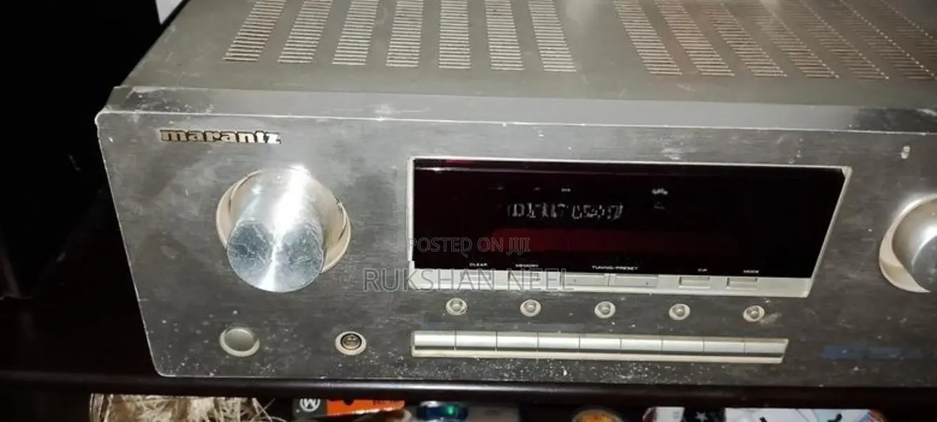 Amplifier With Speaker