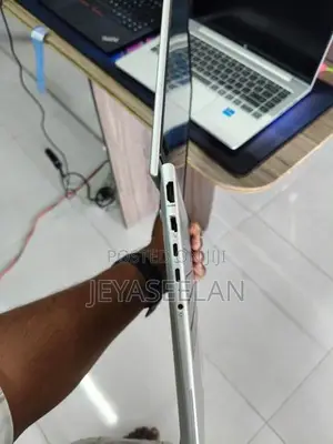 HP Elitebook 640 G11 ULTRA5_125H