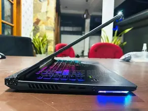 Asus ROG Strix G15 — Ryzen 9 6900HX / RTX 3060 32GB DDR5 1TB SSD