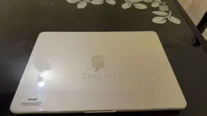 Apple MacBook Air M4