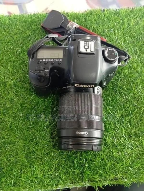 Canon 7D DSLR Camera