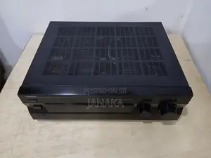 Yamaha AX-596