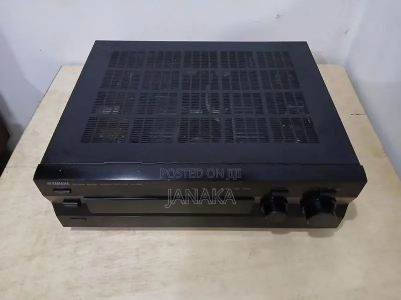 Yamaha AX-596