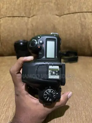 Nikon d7500 With 18-140mm Lens