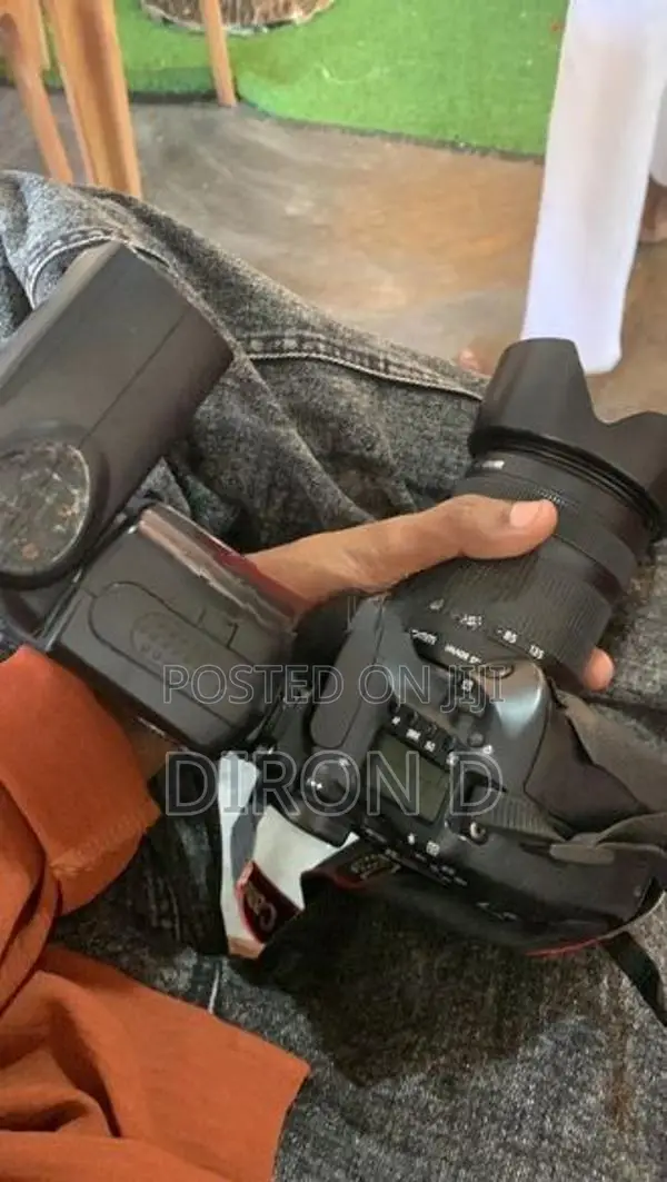Canon 700d Camera