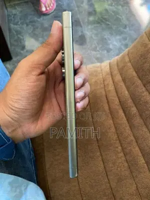 Samsung Galaxy S24 Ultra (Used)